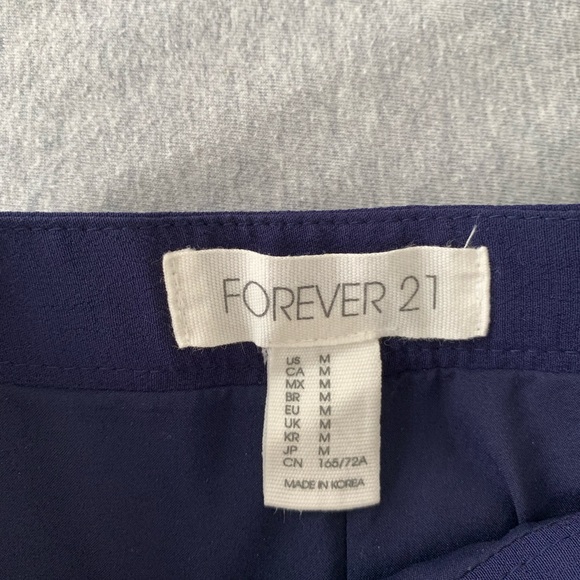 Forever 21 zip up skirt with pockets in blue size medium - Picture 2 of 2